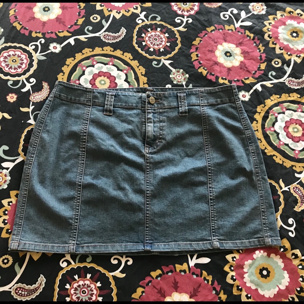 Calvin Klein mini skirt